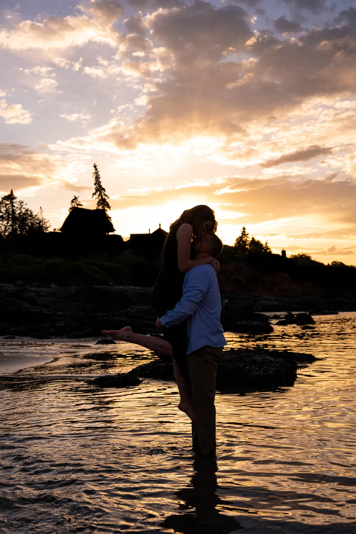 Featured Story Set — 1 — 3