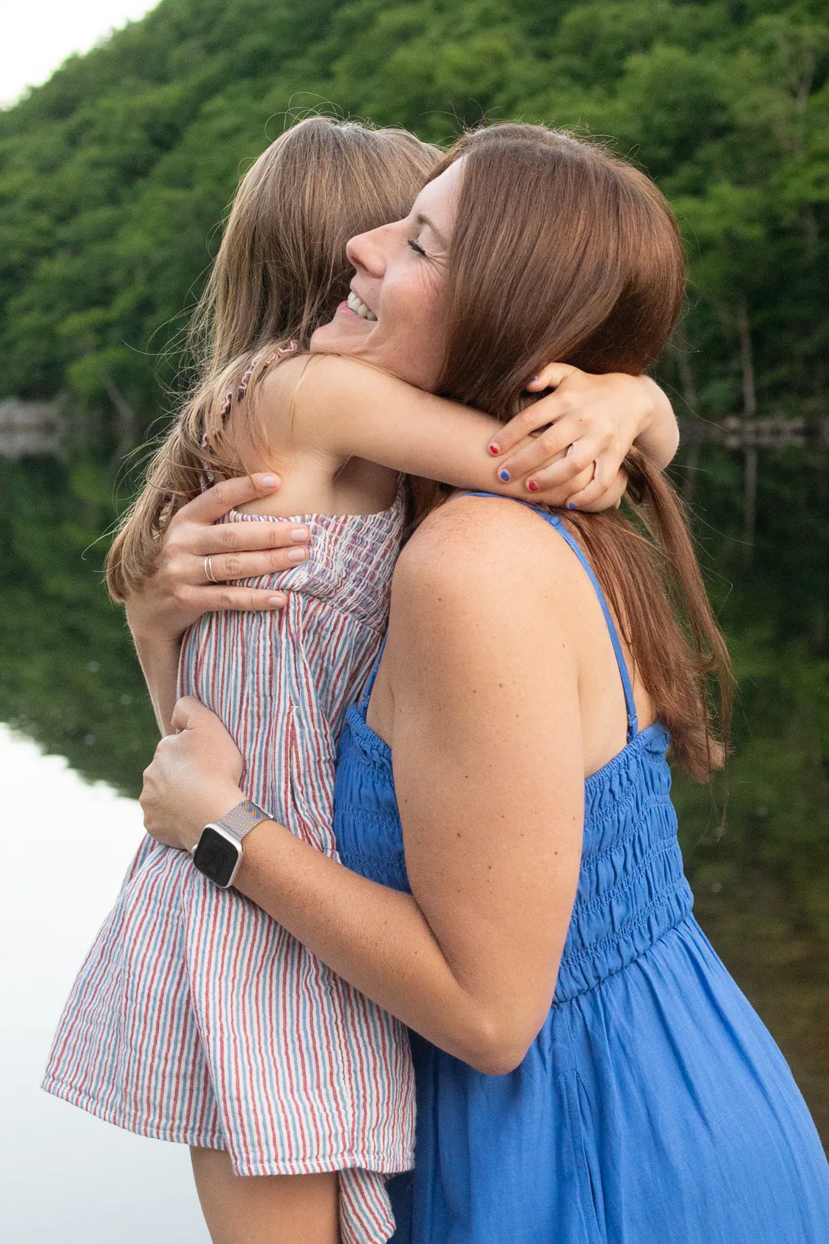 Featured Story Set — 2 — 5